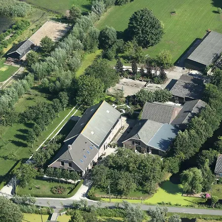 Holiday home Pauwenstee *