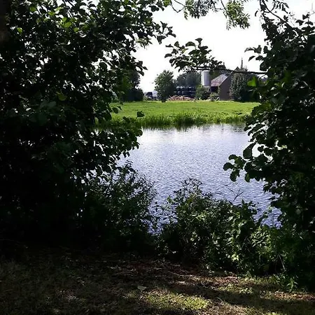 Holiday home Pauwenstee *